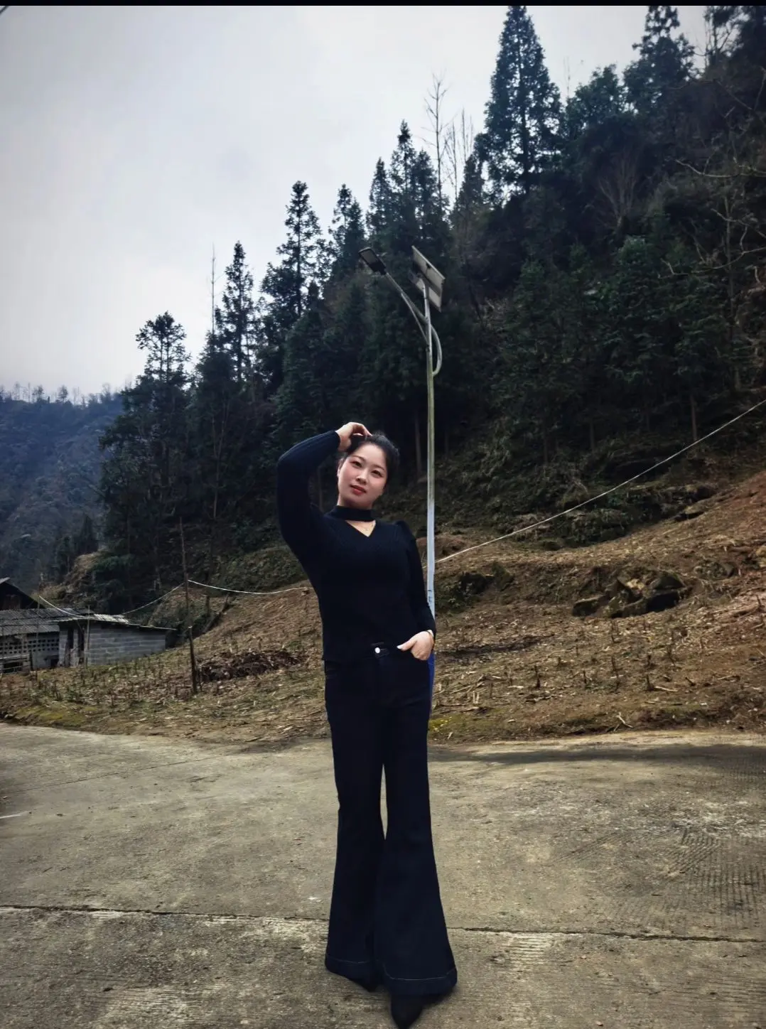 相处久了你会发现，人与人之间最大的吸引力，不是你的容貌、不是你的光环...