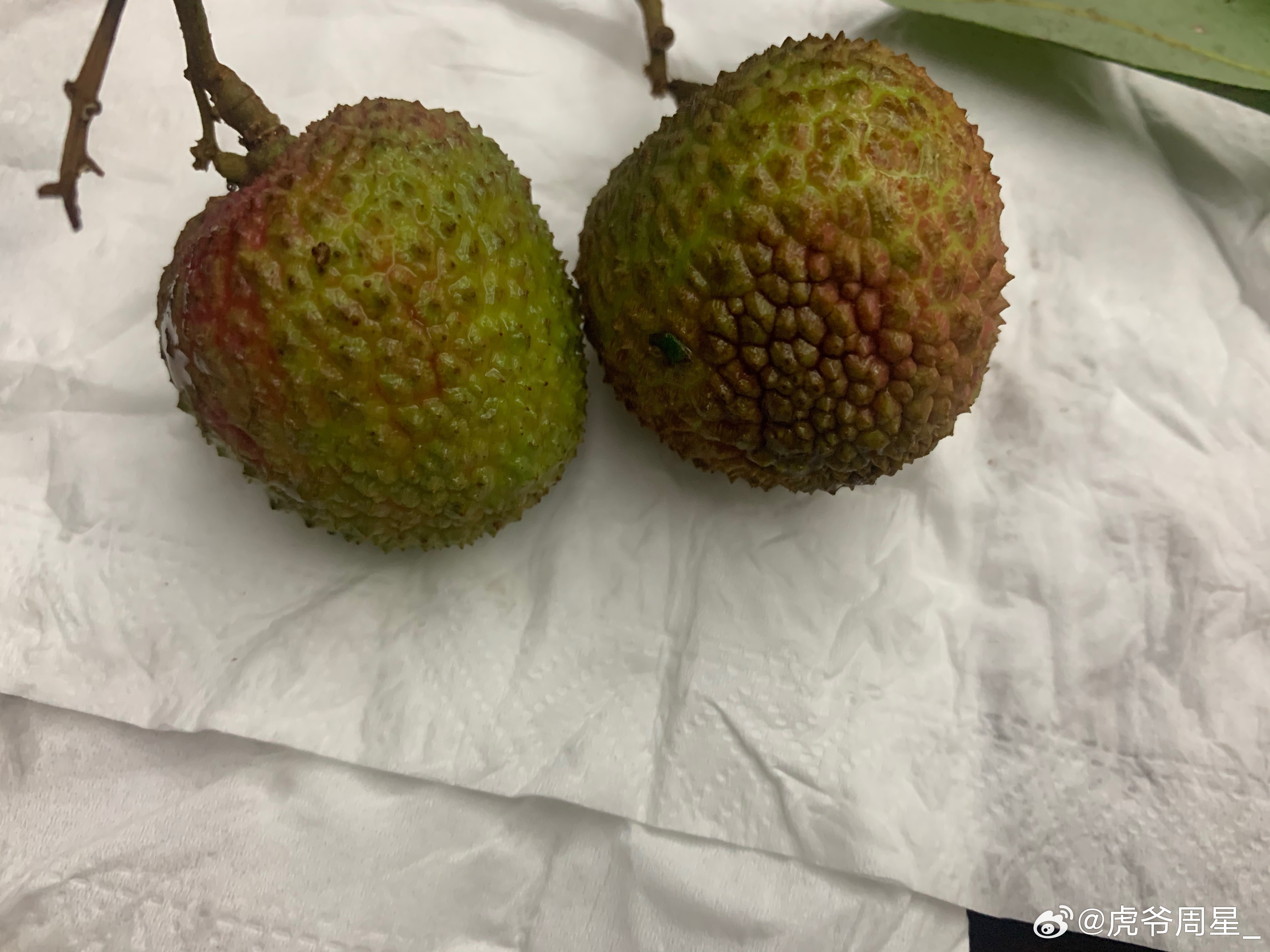 每天至少两个榴莲，根本不在意价格，并不是炫富，只是习惯了这样的生活，共勉哈