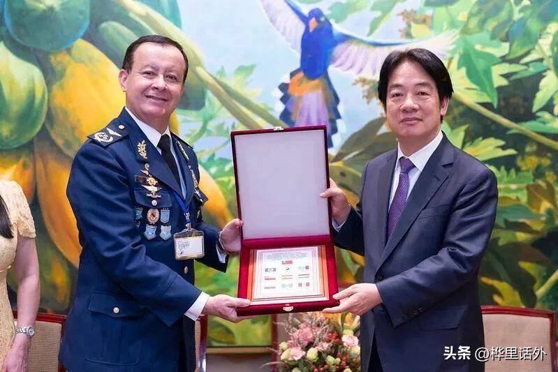 赖清德接见远朋班学员
今天，赖清德接见了在台湾学习的外国军事人员，他们来自贝利斯