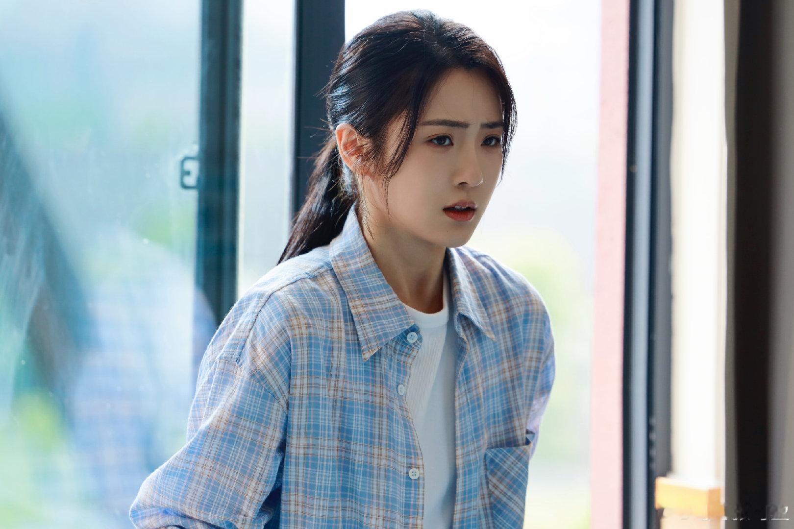 曾志伟夸张可盈 曾志伟肯定张可盈演技 《无限超越班》名场面再出圈！张可盈用无剧本