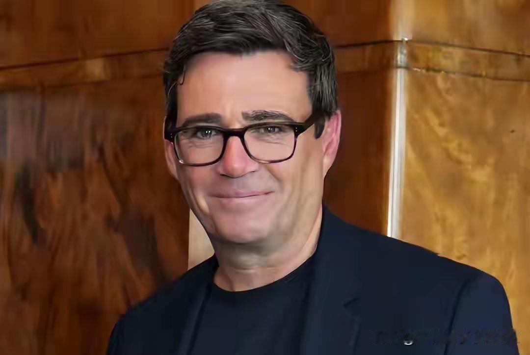 英国政坛近期传出十分务实的谏言，即将上任的首相伯纳姆，收到核心经济顾问吉姆·奥尼