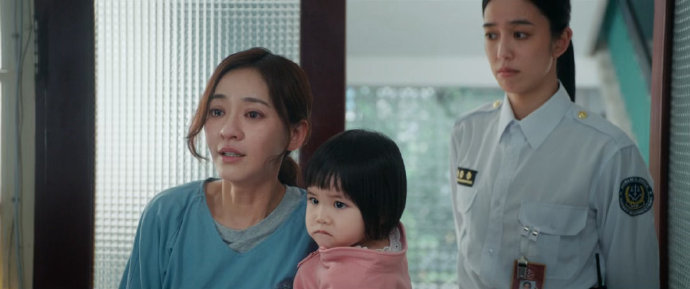 闺蜜观影前嘴硬观影后打脸电影阳光女子合唱团本以为只是普通影片，看完彻底沦陷，细腻