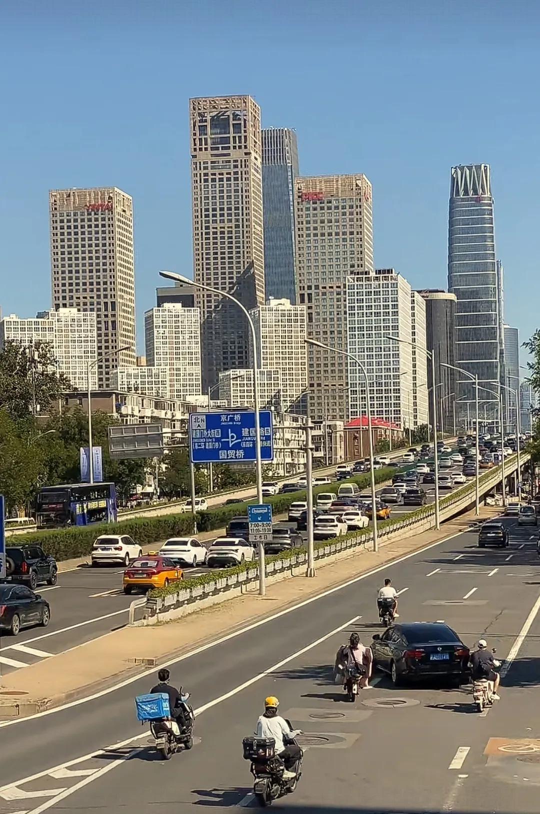 还是要提前恭喜河北省廊坊市燕郊镇。预计北京地铁22号线在2026年就要通车了，这