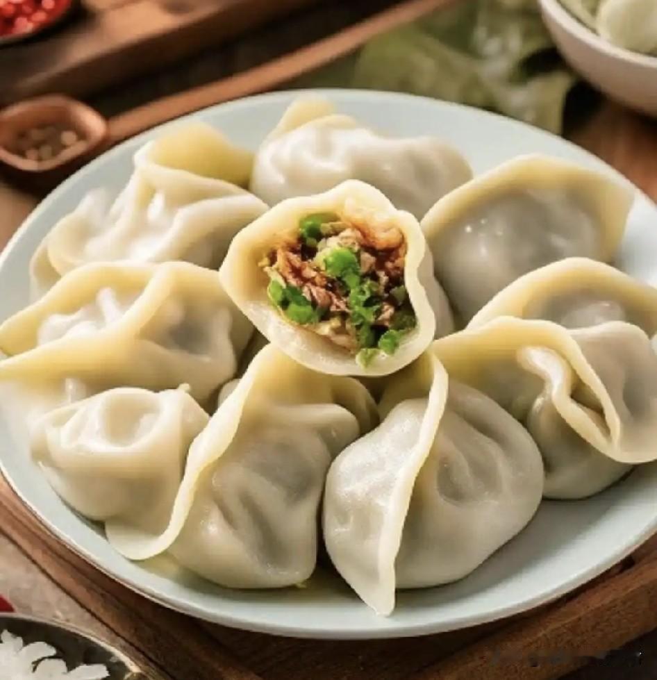 重大时刻，我们家都是以吃饺子开头！
我也说不清从啥时候开始的，但凡有重大节日，但