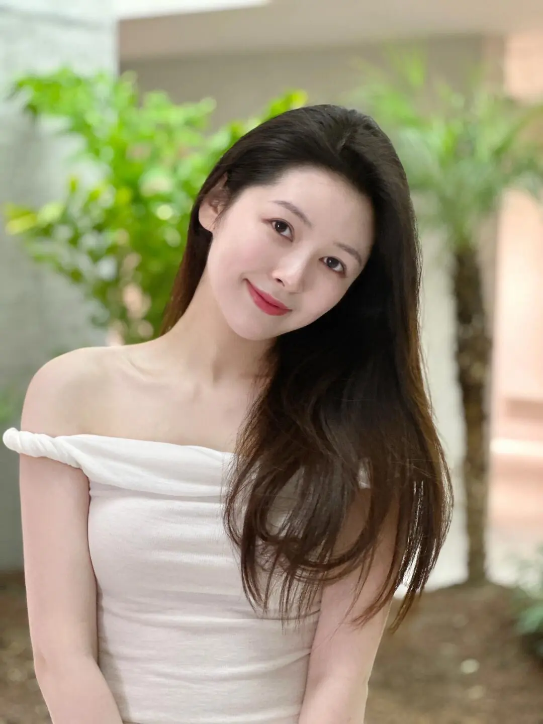 “这段话真的好浪漫” 记得发给你第一个想到的人:  我一直觉得人与人之...