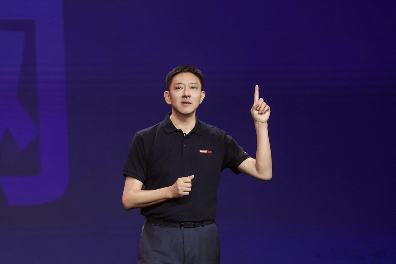 联想于6月25日在杭州宣布其AI“一体多端”战略，执行副总裁刘军强调，此战略旨在