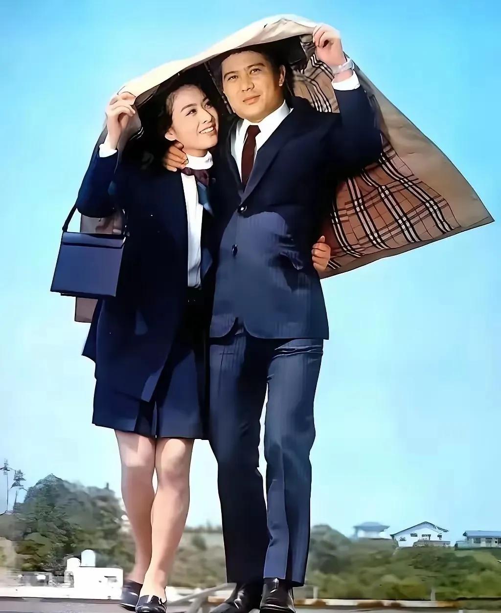 韩剧真是有点乱点鸳鸯谱，他们俩也能演夫妻吗？女的很明显比男的小很多，给他当女儿都