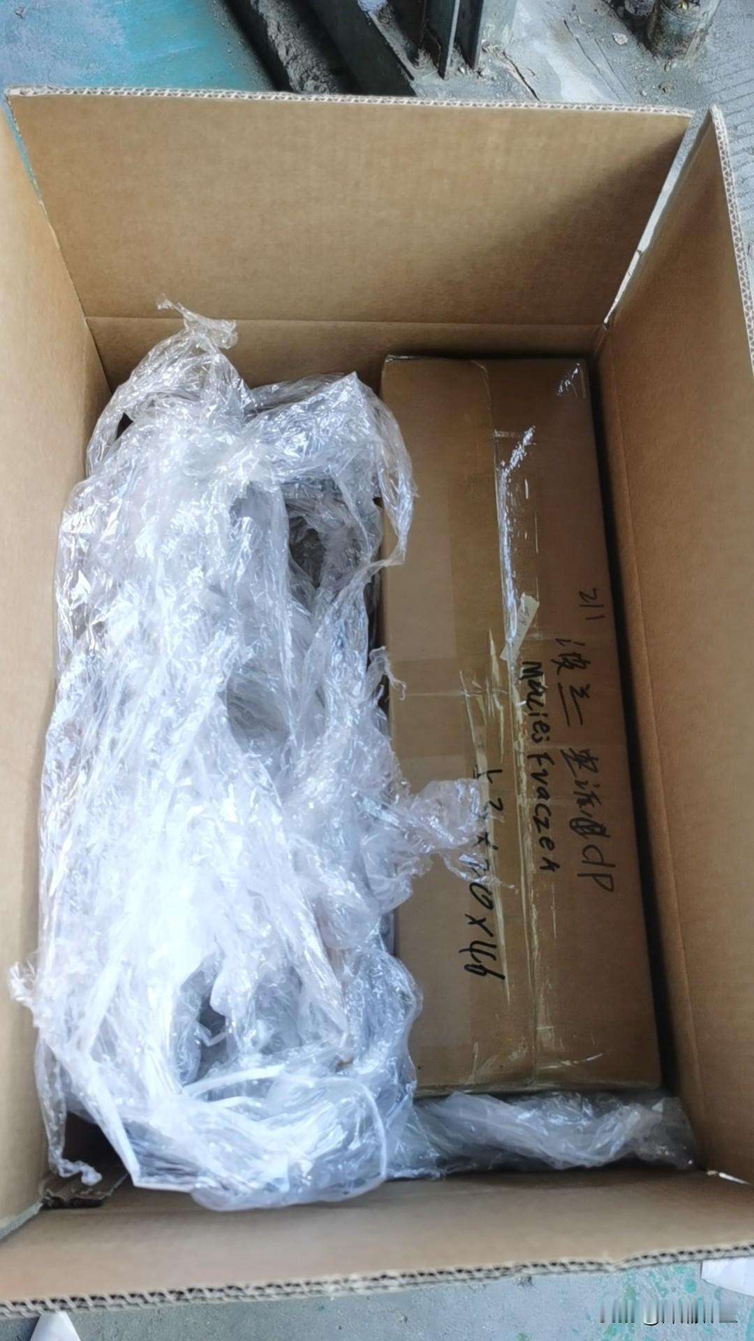 深圳的夏天很热，外贸的淡季很“冷”。但再淡的季，也挡不住我们做好服务的心。今天这