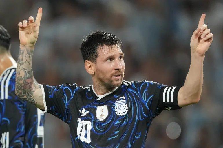 预测：阿根廷要想卫冕2026世界杯，就必须面对以下这些球队😮乌拉圭（32强）埃