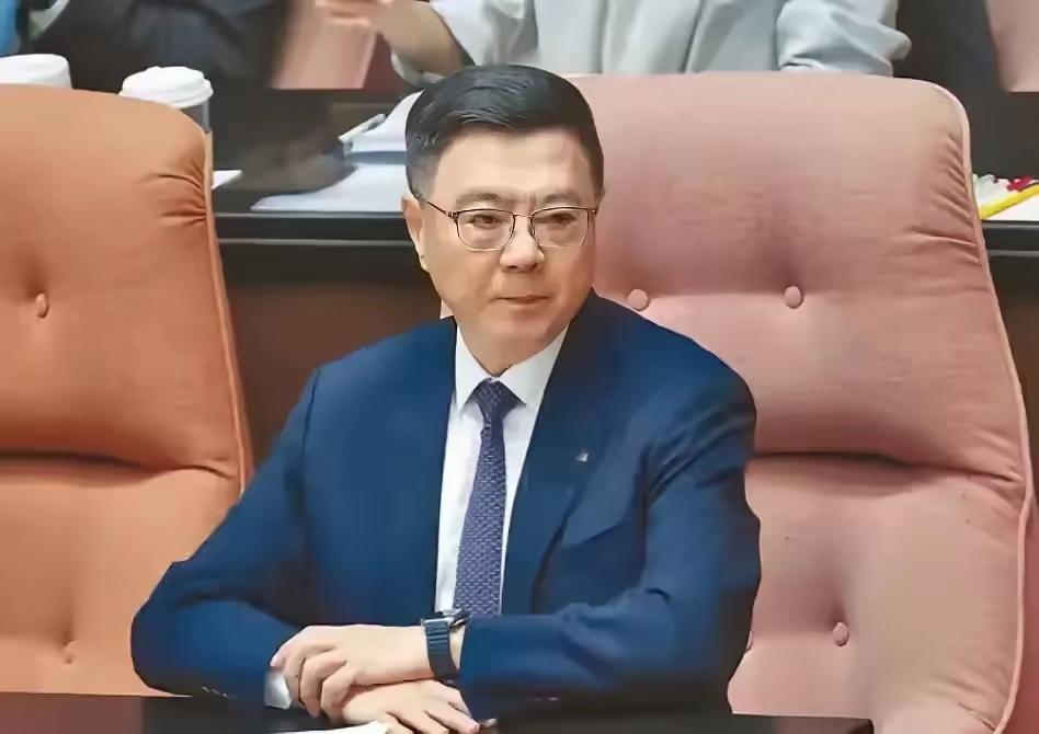 卓荣泰摊上事了，白营提出的谴责提议，表决结果出炉！

众所周知，在韩国瑜的协调下