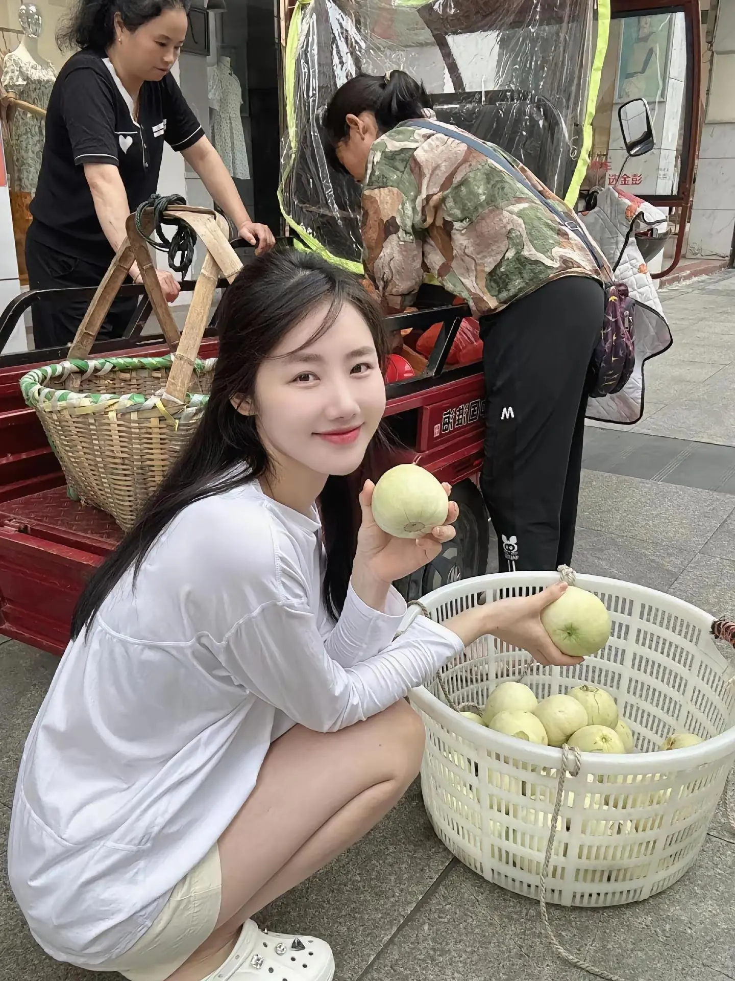 漂亮的一抓一大把 像我这么傻的可不好遇人间烟火气