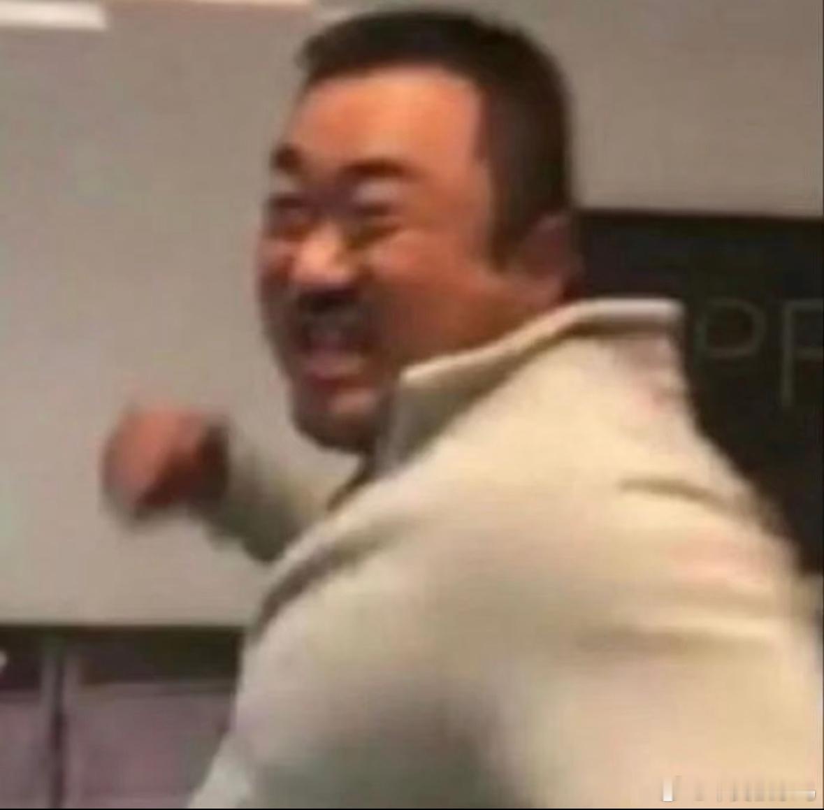 阿富汗永久禁止女性上学这是什么阴间新闻？它们难道没有母亲 都从石头缝里蹦出来的吗