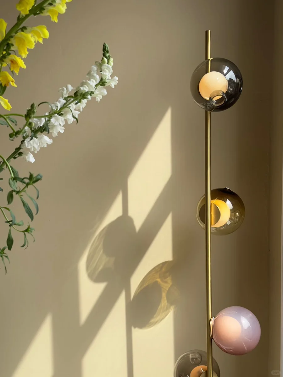 提升新家的颜值和氛围 有这盏落地灯就够了