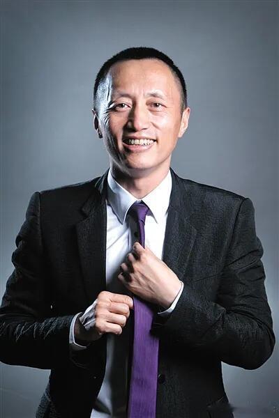 万科前董事长郁亮失联！！ 