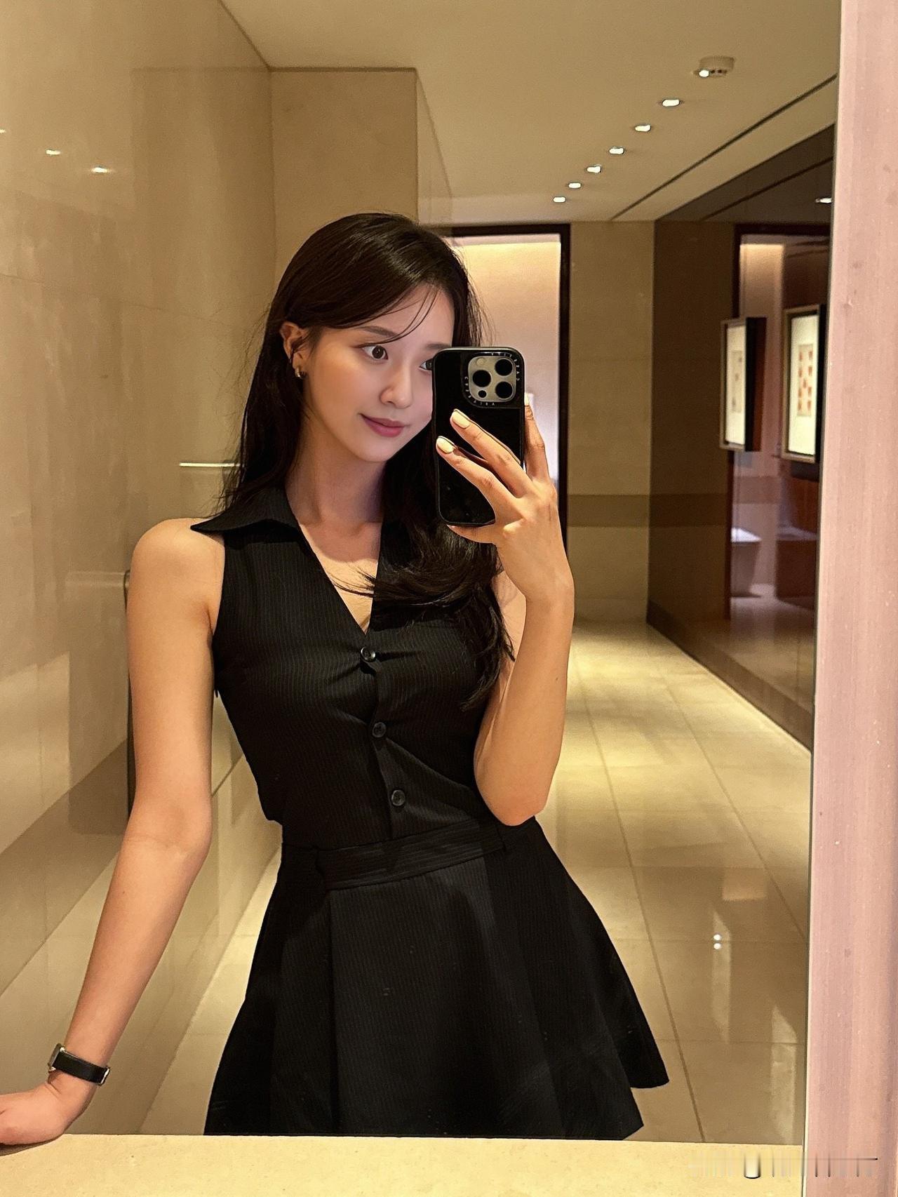 新的一年想多陪陪谁早就已经到了没有选择权的时代了，该回归了。