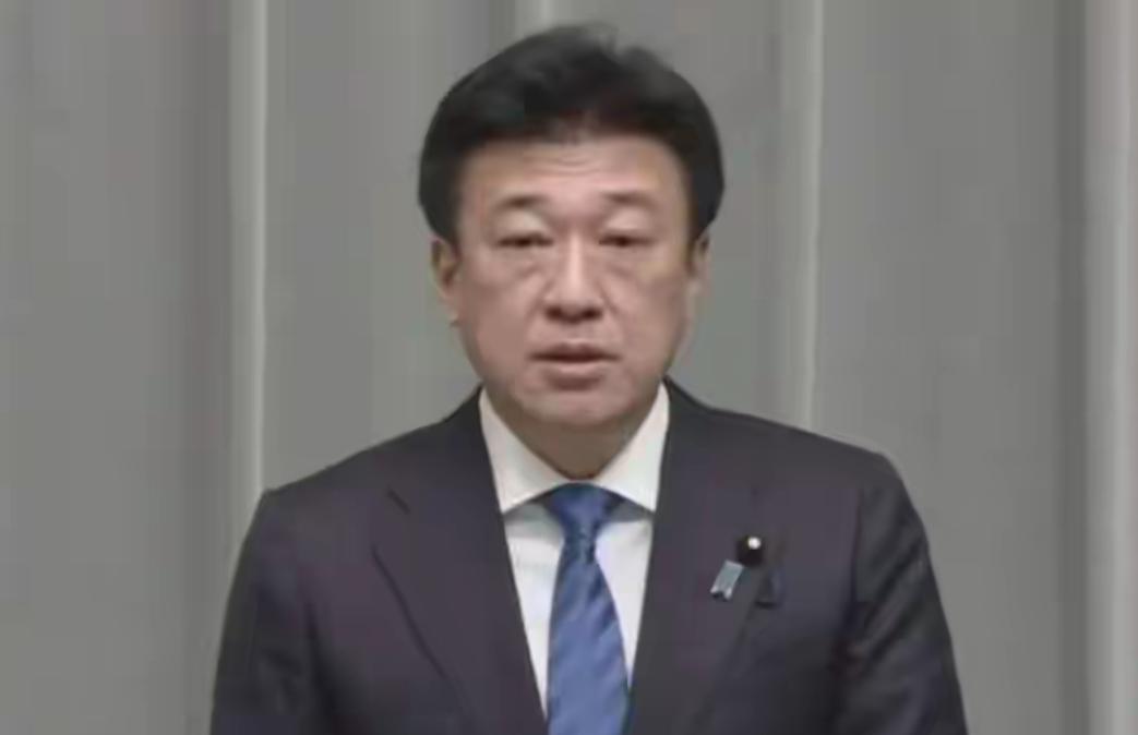 美国的话也不管用了，日本准备一条道走到黑。台湾军事专家：日本军队有可能被全歼。