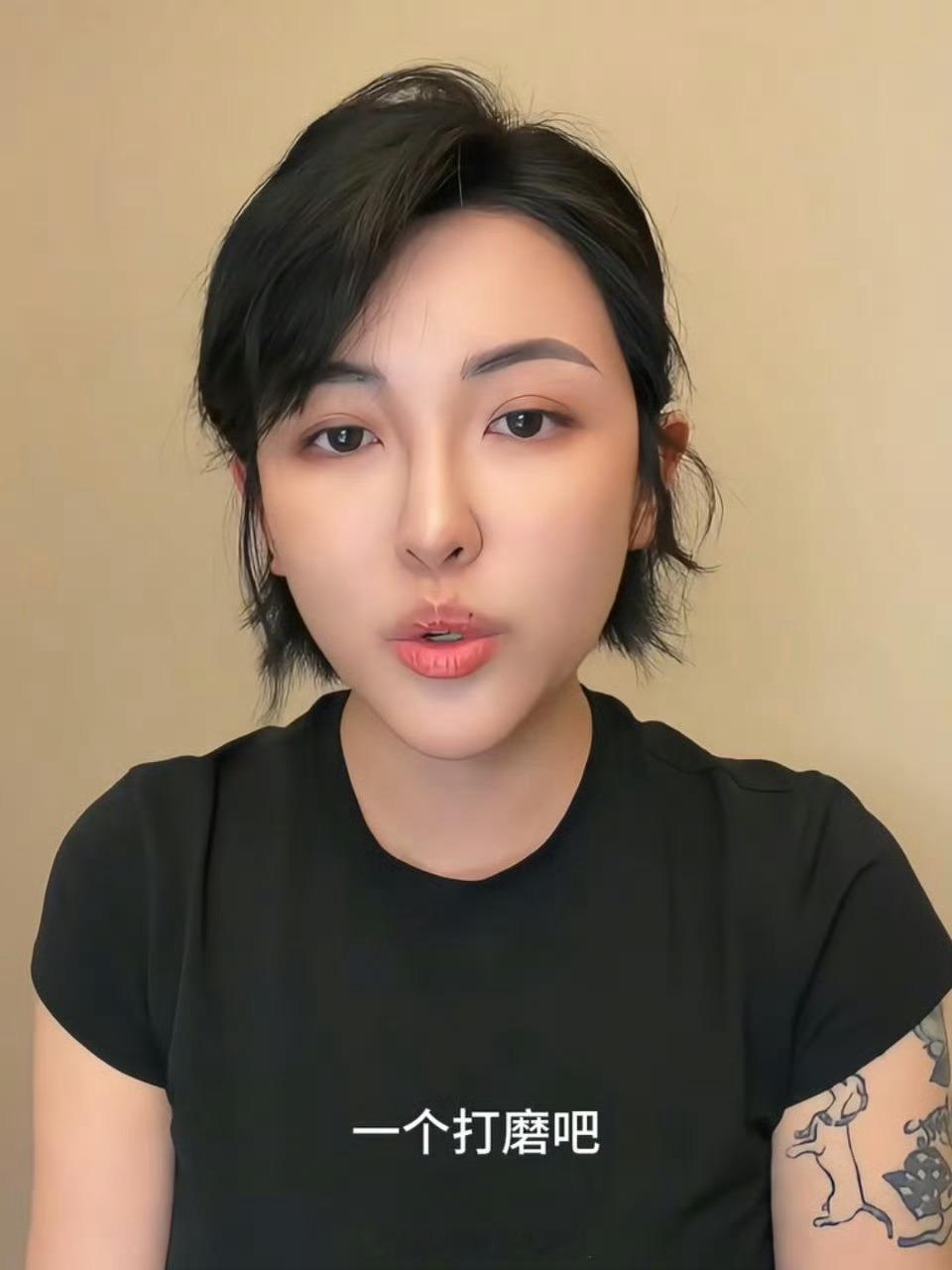 没记错的话张凯毅家不是有保姆吗，他们两个本人需要接触柴米油盐吗？ ​​​