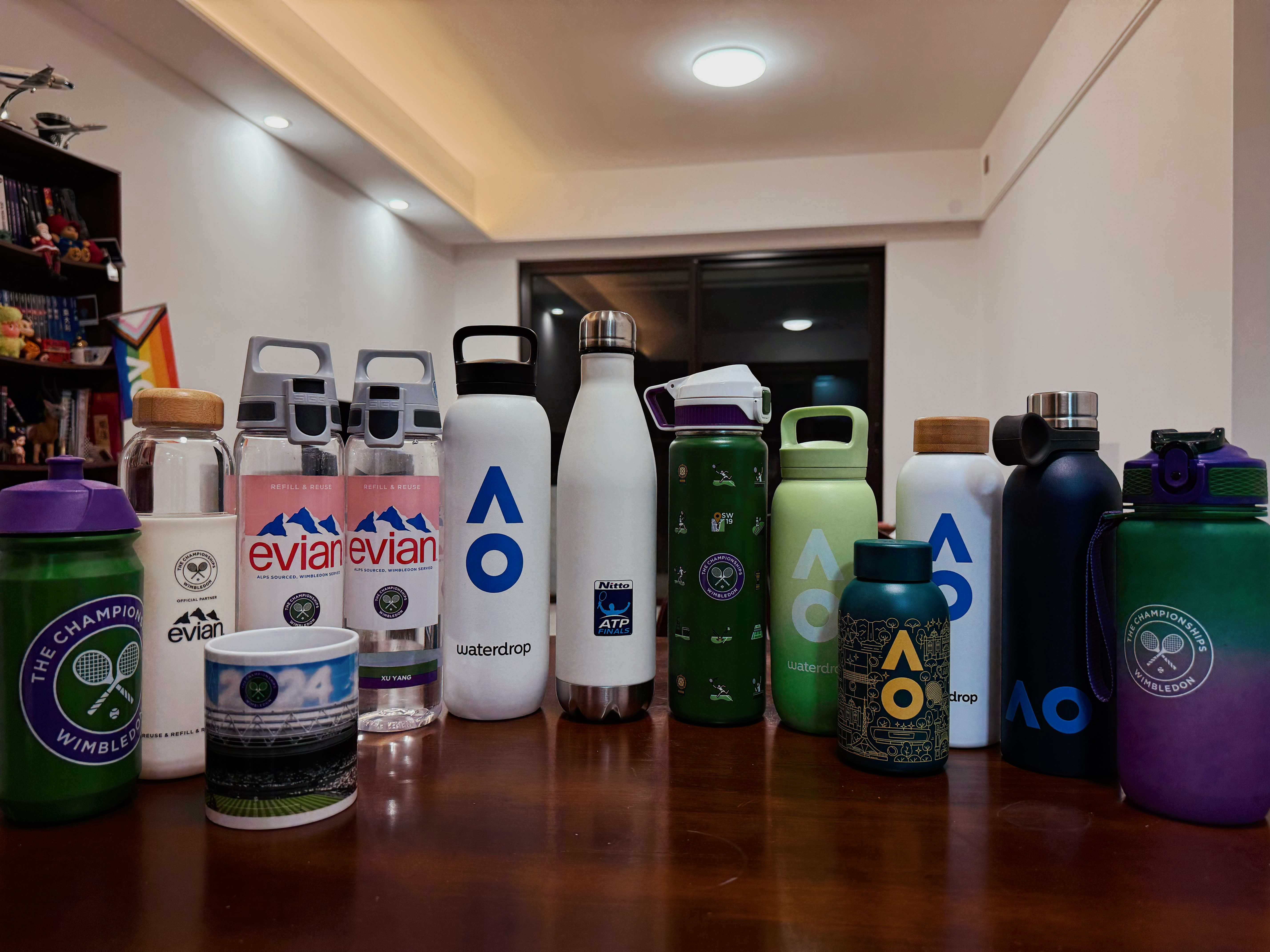 收拾一下我的水壶们，有些真的就放在那落灰了。还是温网设计的更好看吧？ 