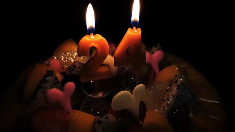 过生日选农历还是公历，这事儿挺有意思。很多上了年纪的人喜欢过农历生日，毕竟咱中国