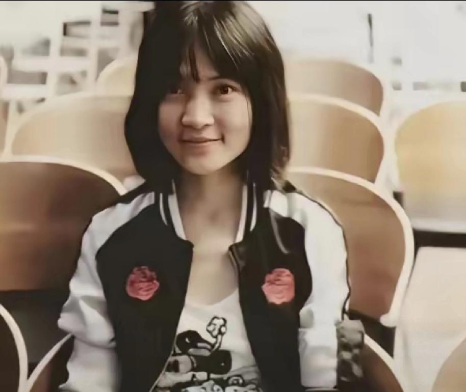 犀利社交短句（10条，戳痛点+易转发）
 
1. 985硕士叫嚣“用核武打中国”