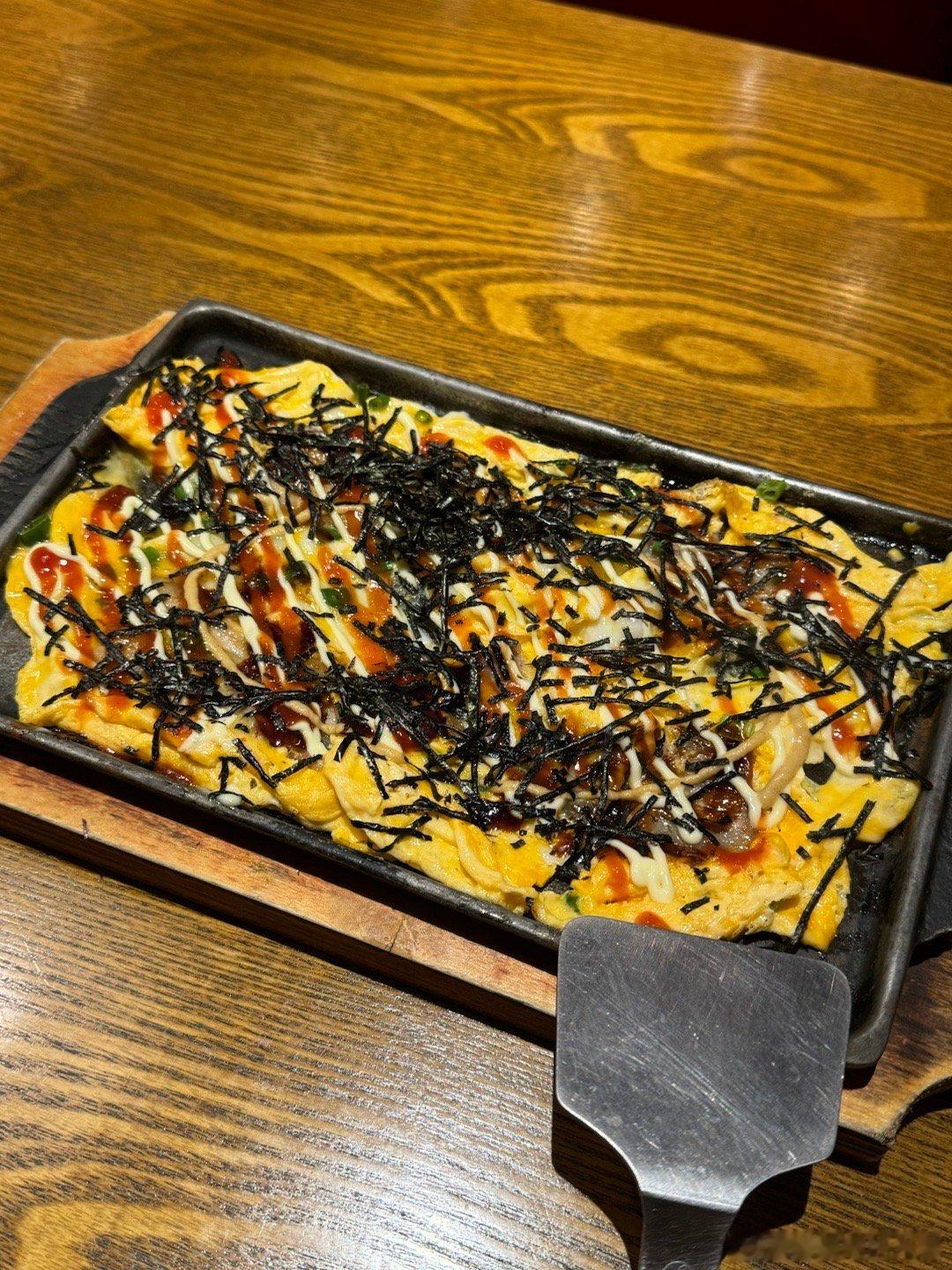 花月铁板大阪居酒屋的鸡蛋烧 Timetable kitchen的可丽饼好阿婆的雪