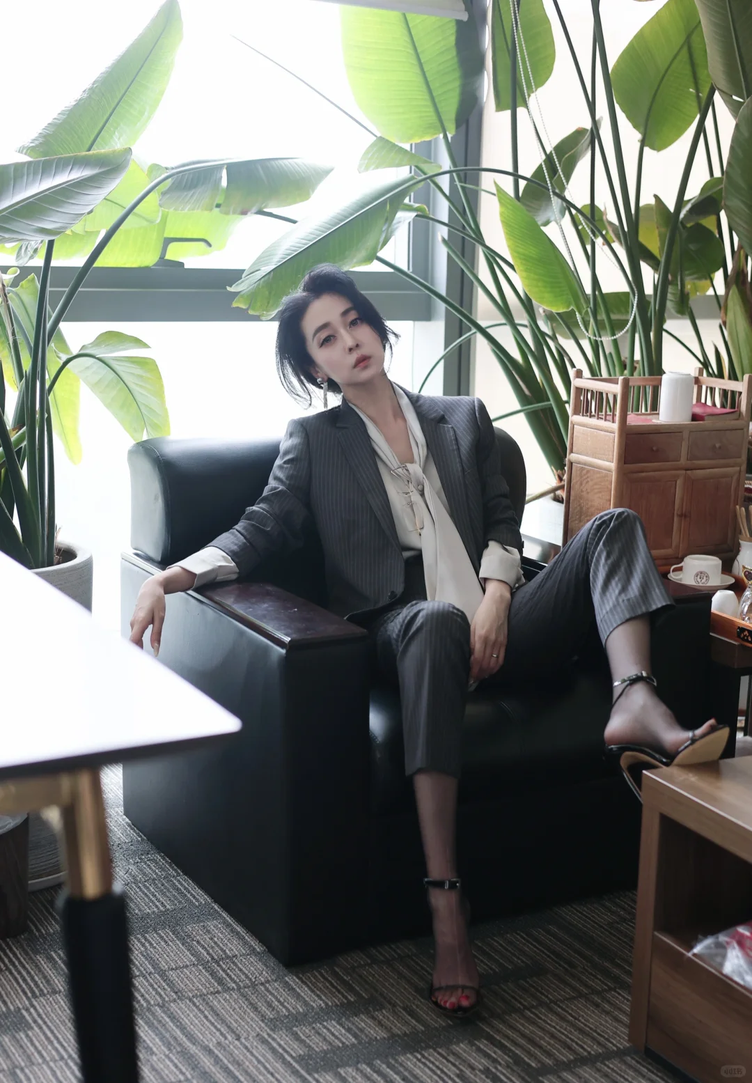 Office lady ✉️