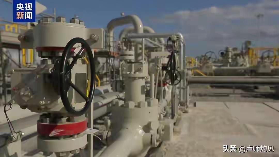 卡塔尔谴责以色列打击伊朗气田设施 3月18日，卡塔尔外交部发言人安萨里谴责以色列