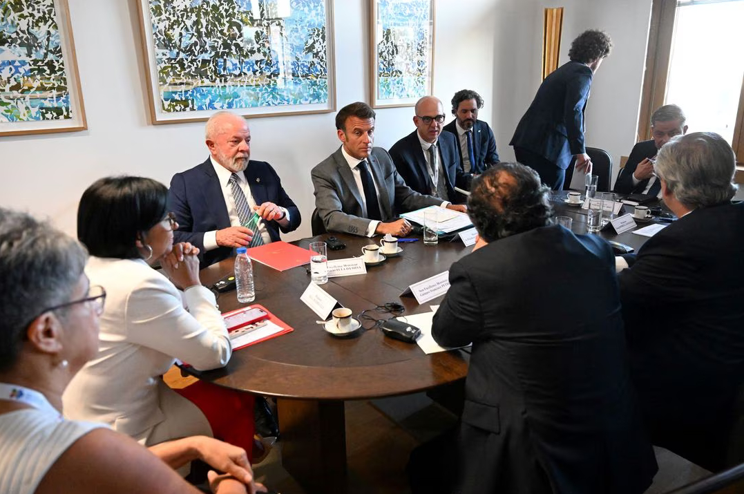 【欧盟要借助拉共体减少对华依赖？荷兰首相承认：“我们是有点傲慢了”】据美联社当地