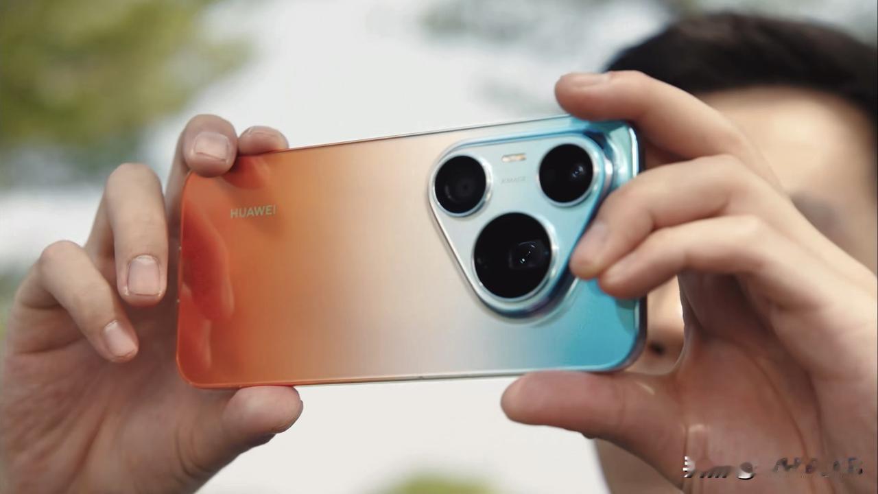 华为 Pura 90 Pro Max 配备 2 亿像素大底长焦，UI 界面显示倍