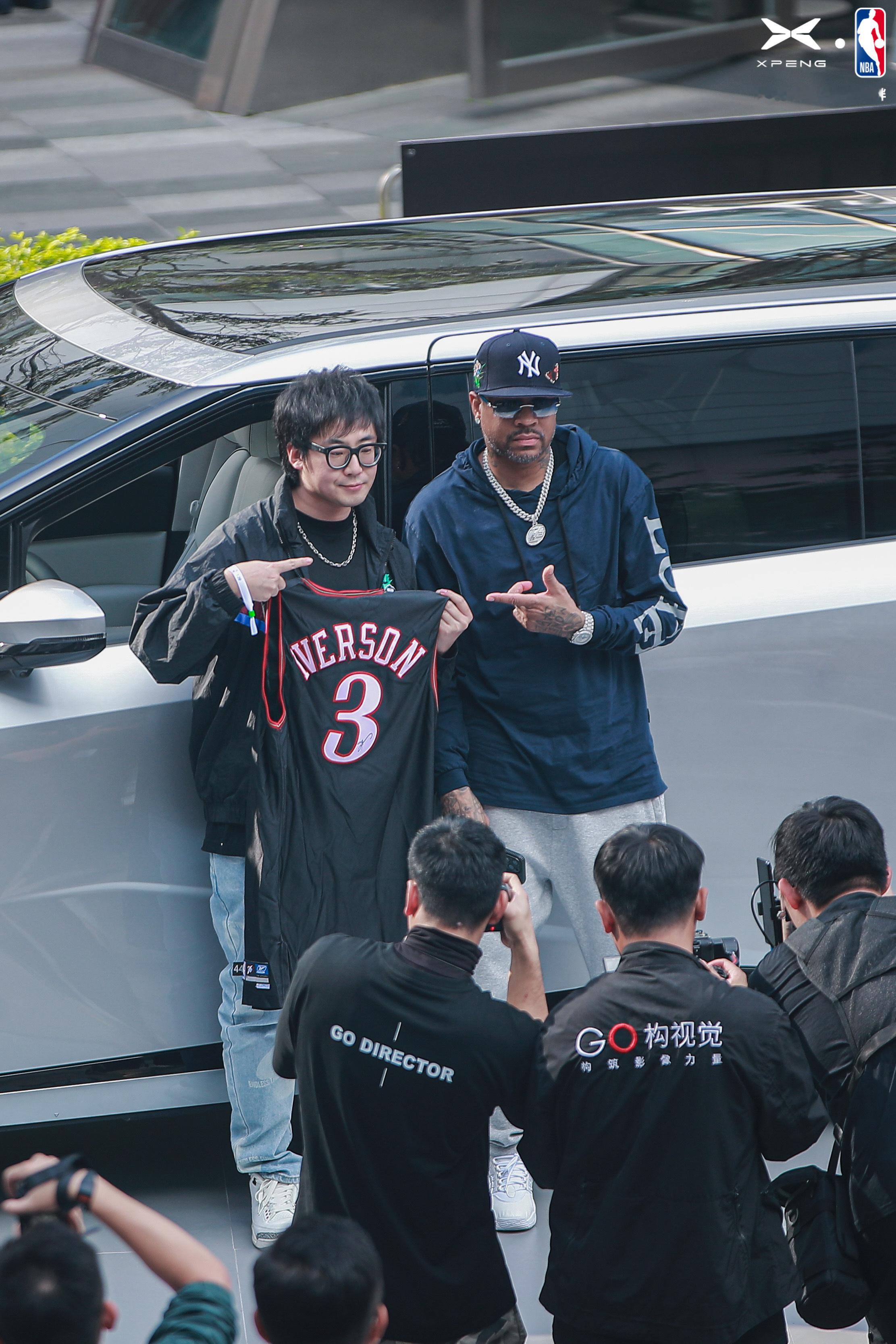 艾弗森重新定义AI感谢提供的这次宝贵机会在互动环节我表达了作为一个老球迷对AI的