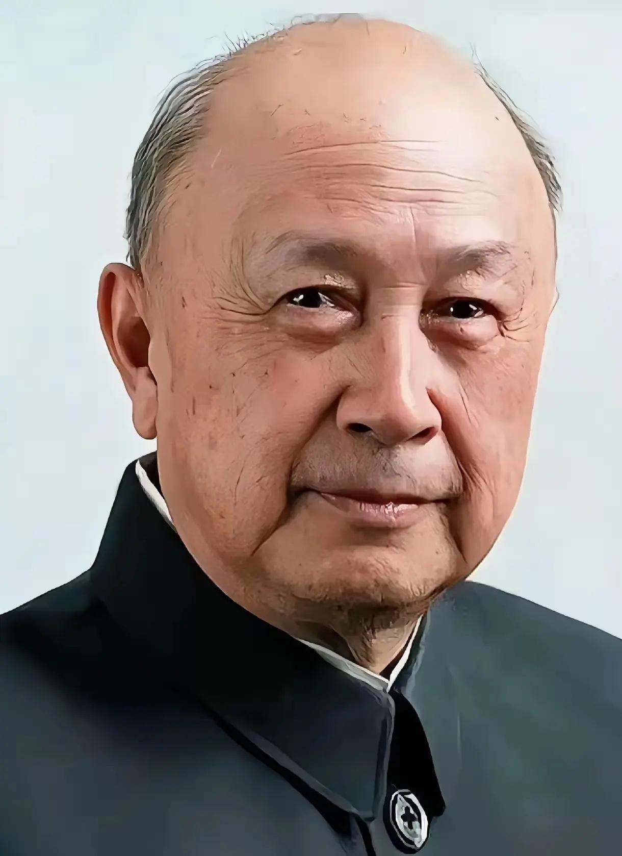 1960年代，钱学森给杭州市政府写信，主动提出要把杭州一套占地面积1.3亩的私有