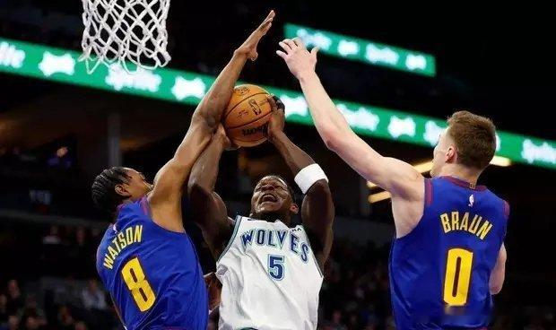 #NBA[超话]#掘金在季后赛次轮可能迎来最艰难的挑战。在森林狼以四战全胜的战绩