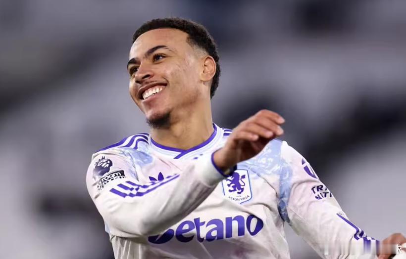 根据英国媒体《镜报》的报道，阿森纳、切尔西和曼联都准备在夏季转会窗争夺阿斯顿维拉