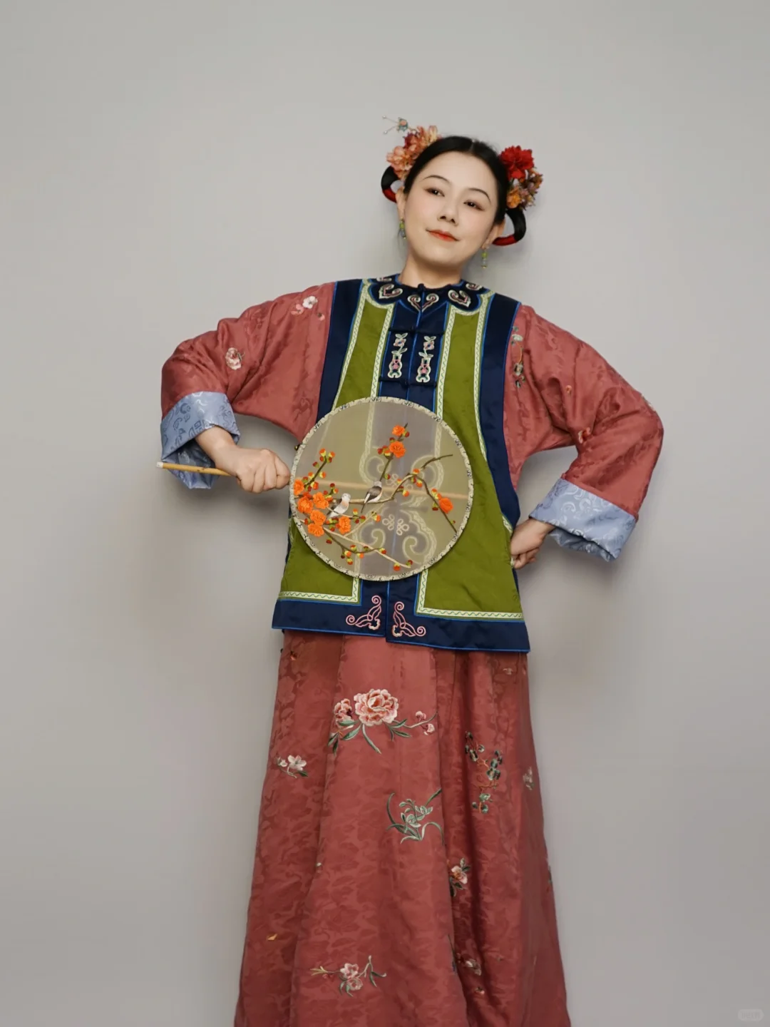 正经？不存在的。正经不了一点…