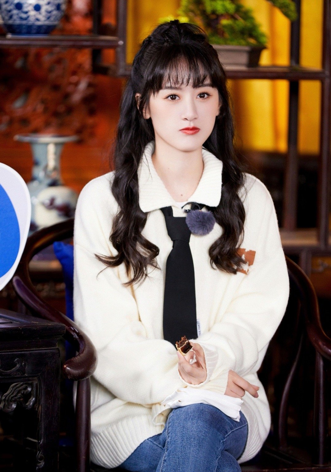 可能真的要出来了❗️有人爆料袁冰妍签约头部MCN公司YW，试水直播和短剧赛道… 