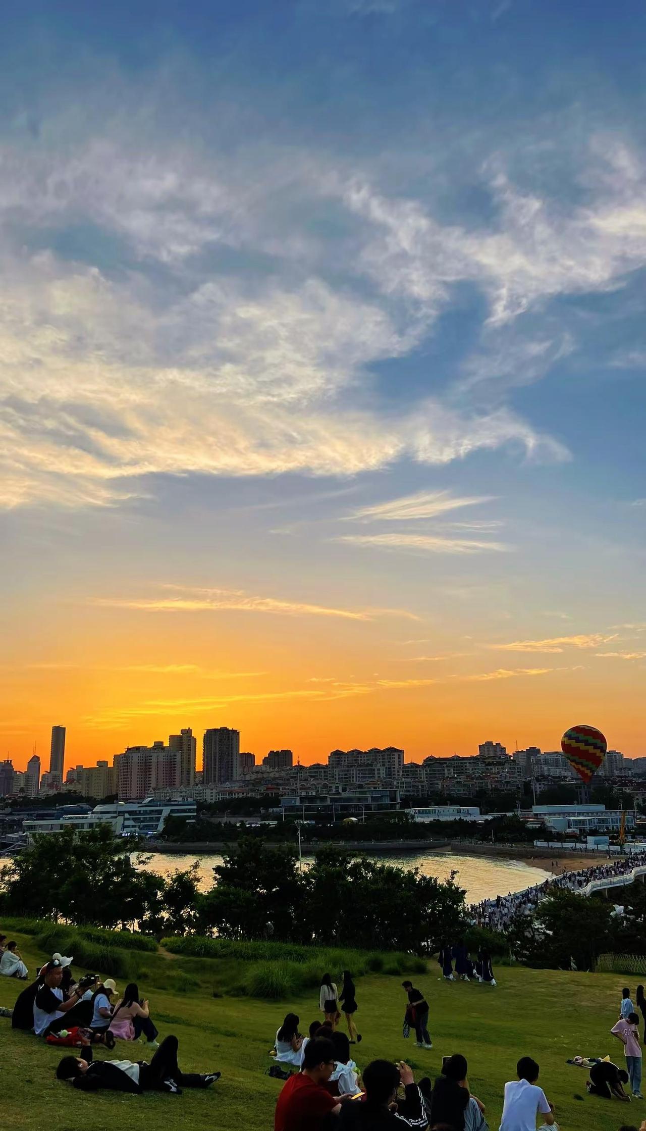 哦吼~明天6.22青岛的火烧云会刷爆朋友圈吧青岛晚霞预测 火烧云美景