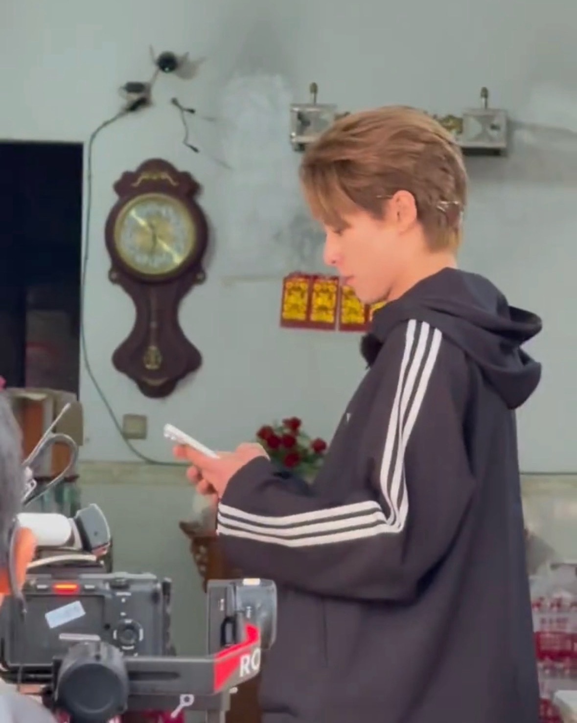 王鹤棣王鹤棣开皮卡棣棣录制一切顺利王鹤棣开皮卡进货亲爱的客栈2026