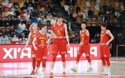 #中国女篮不敌法国#中国女篮末节大崩盘，76-93不敌法国女篮，输掉奥运会正式比