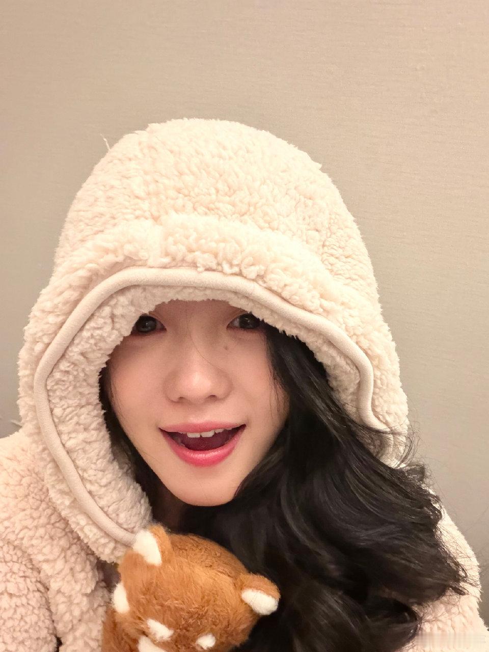 刘浩存被小猫拿走啦刘浩存第九张被小猫拿走啦 刘浩存被小猫拿走啦[污][污]刘浩存