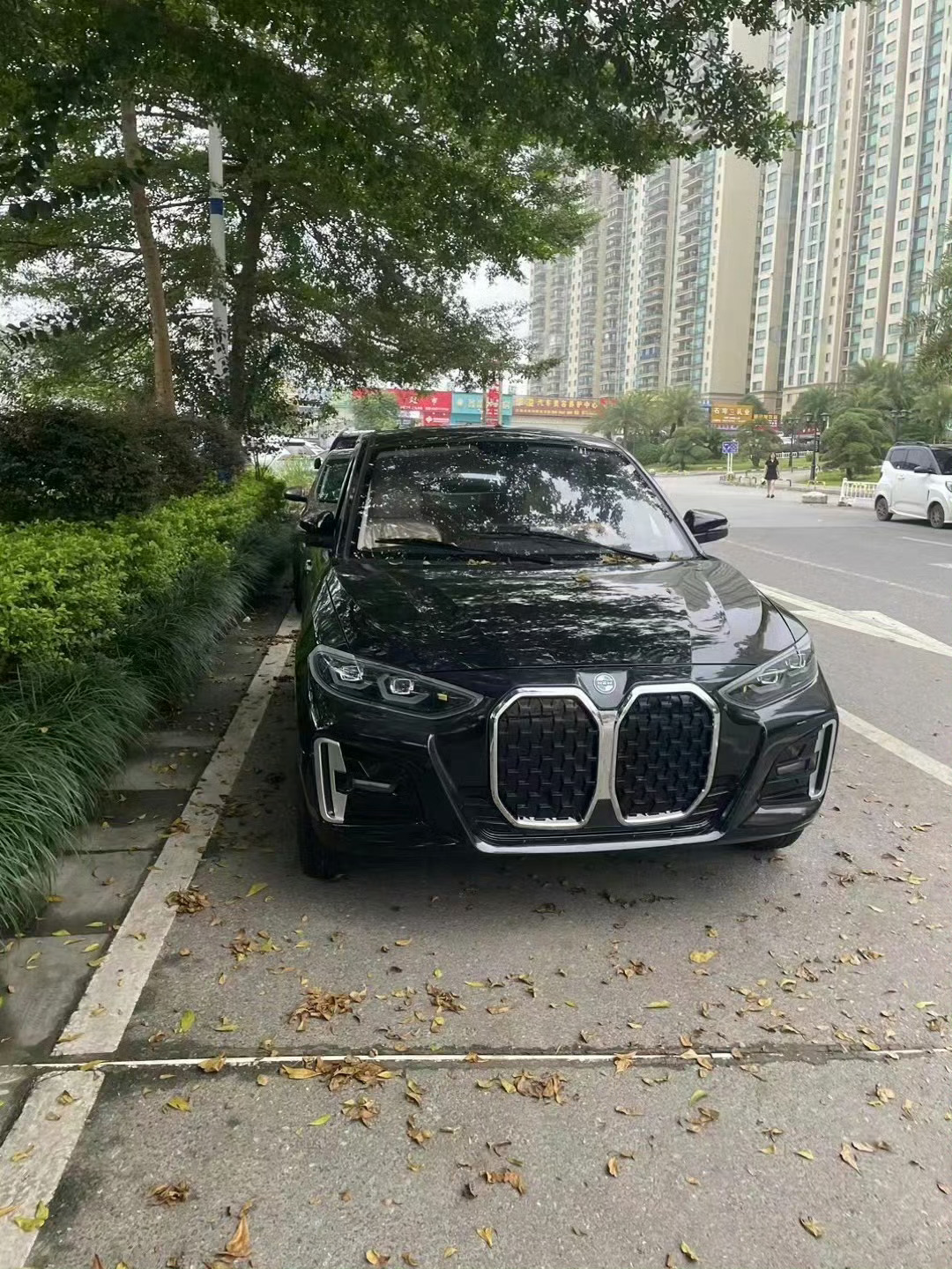 这是哪款？不得不说老头乐新款出的是真快，皮尺都快冒烟了…[哼][哼] ​​​