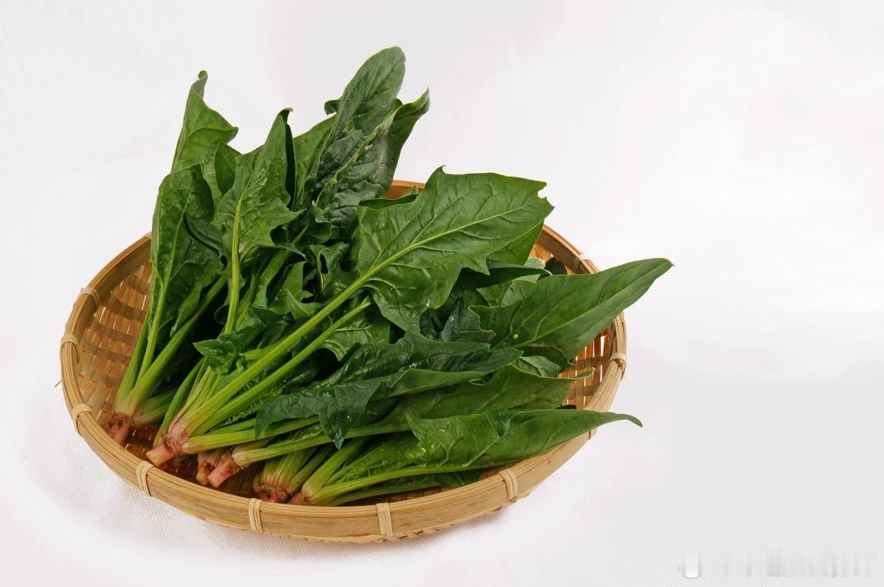 食养中原[超话] 蔬菜Pk，谁排第一？1、苋菜：钙的冠军2、菠菜：叶酸的冠军3、