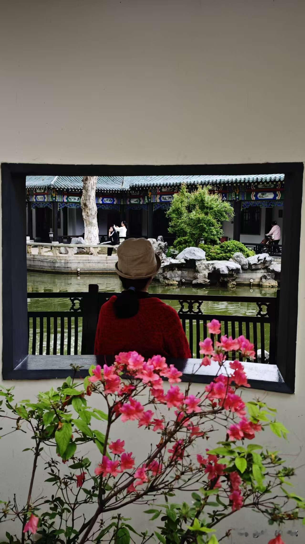 今日随笔

下雨天真的好睡觉，昨天晚上南京就下雨了。我们俩看完央视一台的《主角》