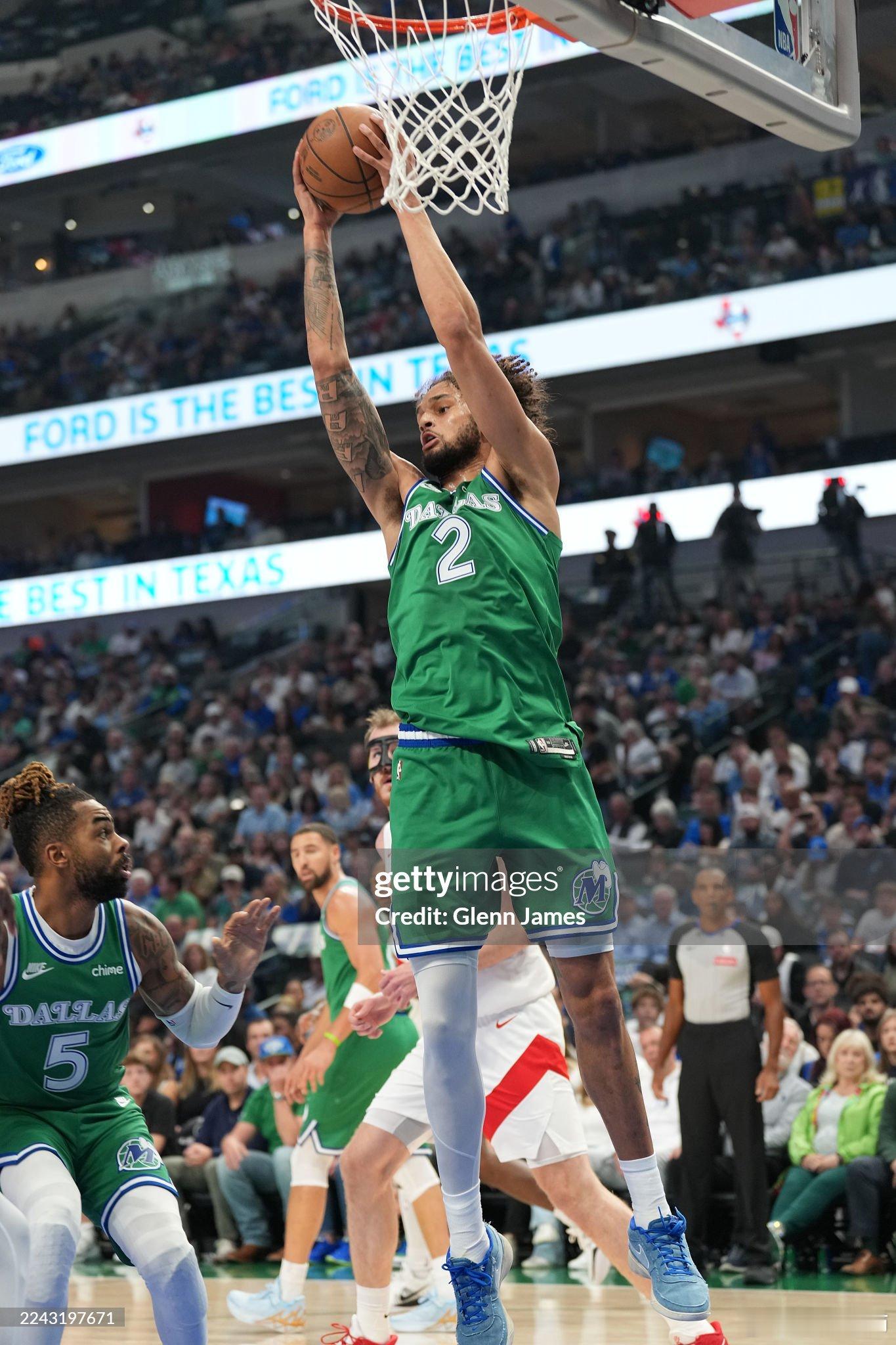 MFFL 来自Shams的消息。莱夫利￼将接受右脚手术，以解决长期存在的疼痛不适