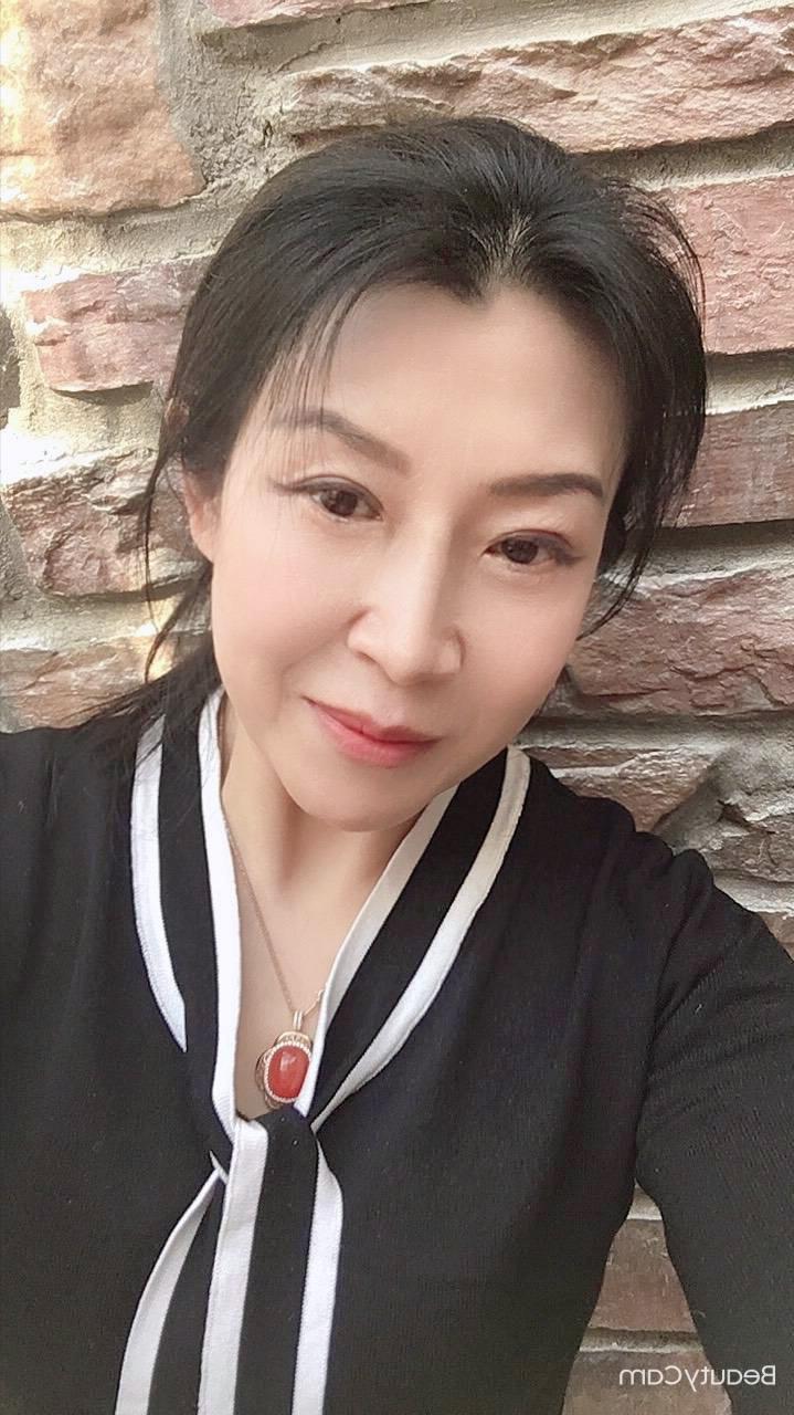我今年52岁了，时常内心躁动，应该怎么办？72年出生的我，今年已52岁了，精神饱