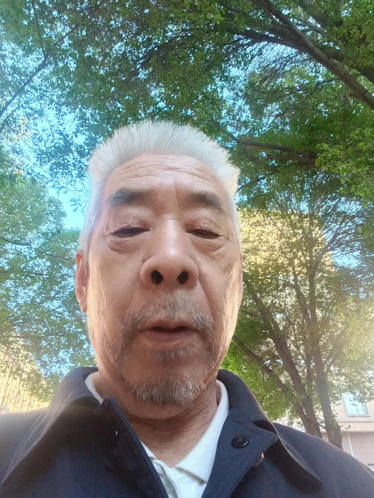 是谁创造了生命？是我创造的。是我彻底揭开了这个谜团。不信？请阅读 我的《大生态意