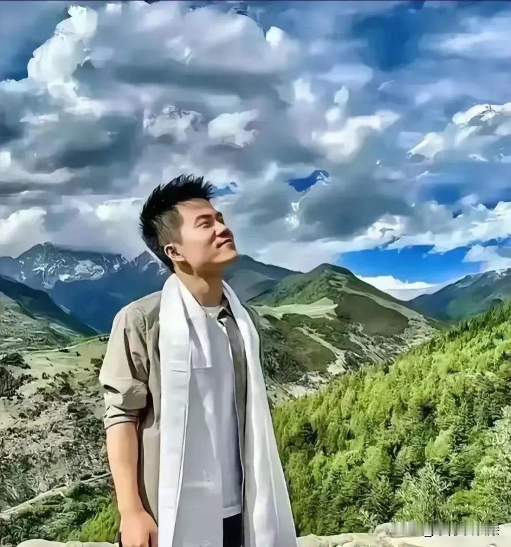 有些鸟是注定不会被关在笼子里的，因为它们的羽毛太美丽！
——肖申克的救赎
董余辉