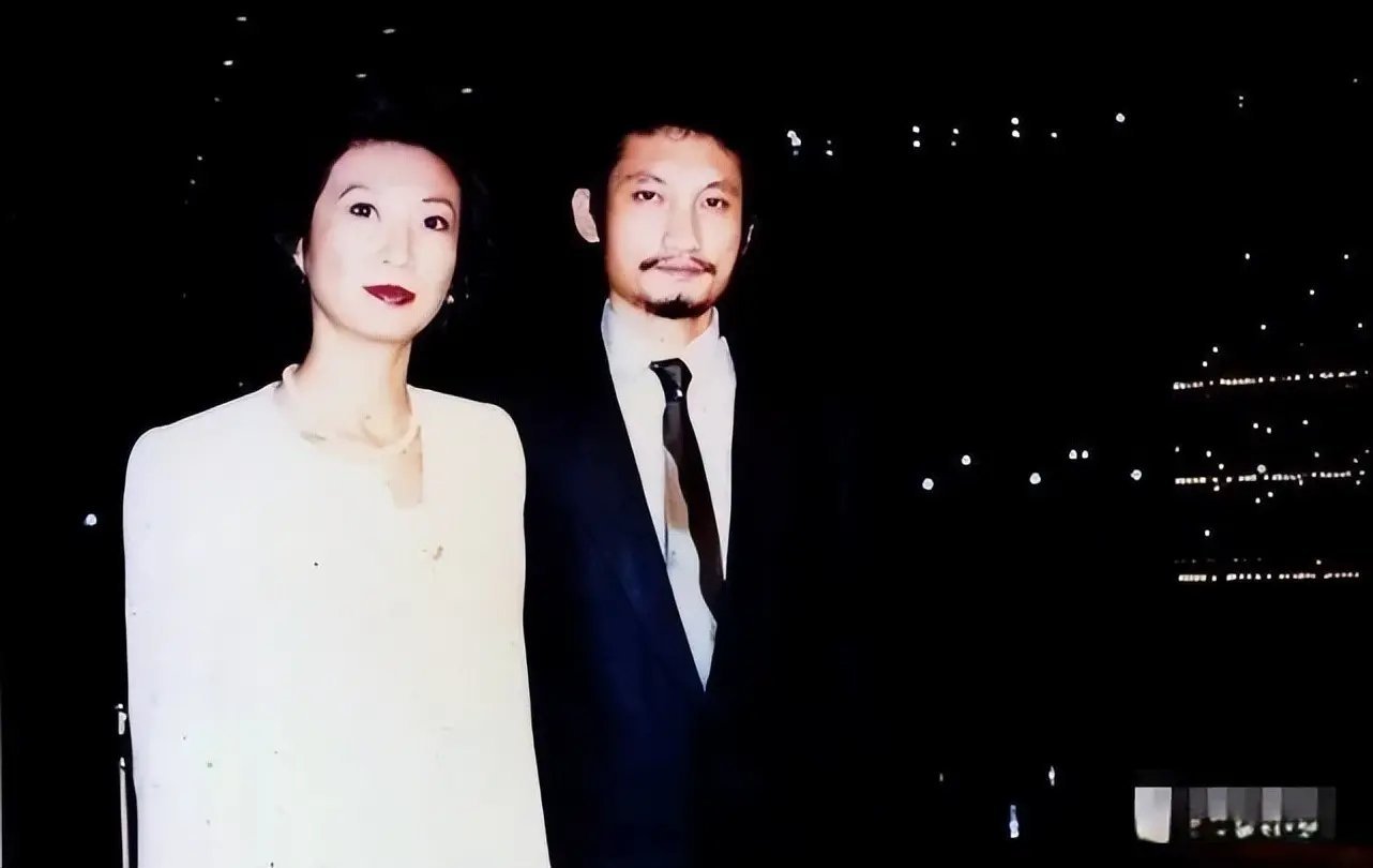 施南生病重前夫徐克探望，他们曾是影坛“神雕侠侣” 