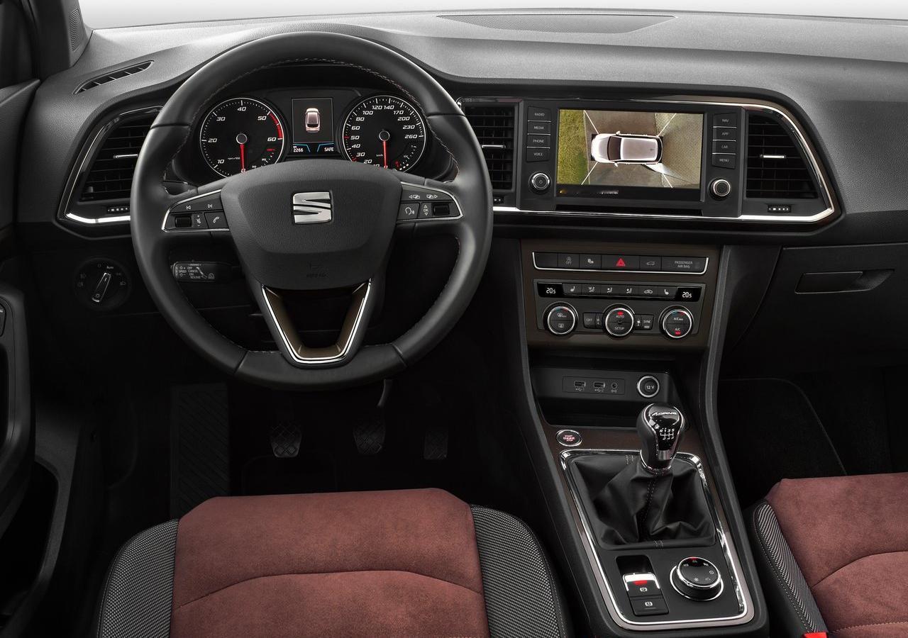 西雅特 2017  SEAT Ateca ，西雅特品牌首款SUV，基于大众MQB