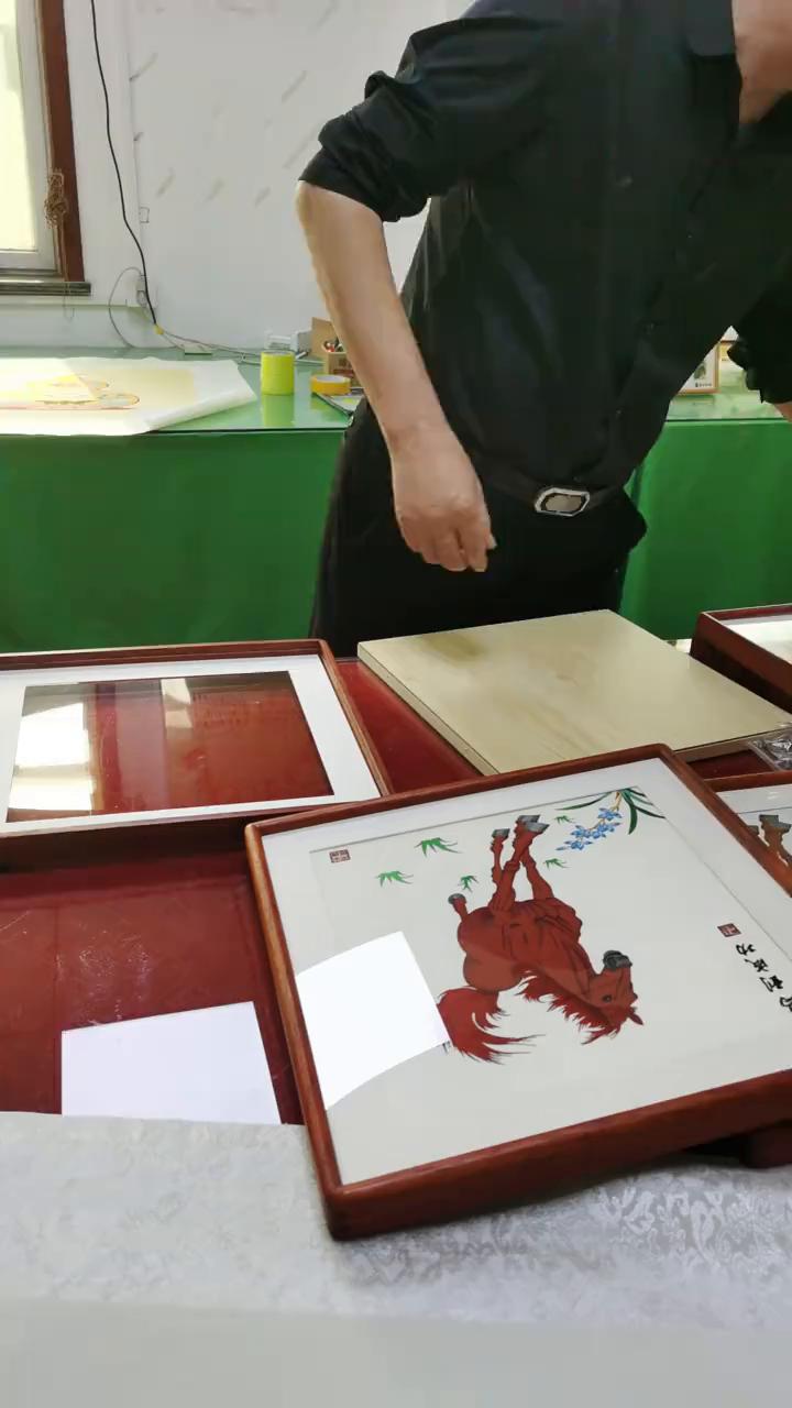 看这个马到成功，卖断货了没有？加班加点的紧急做了几个，老板出手好运常有。也有这幅