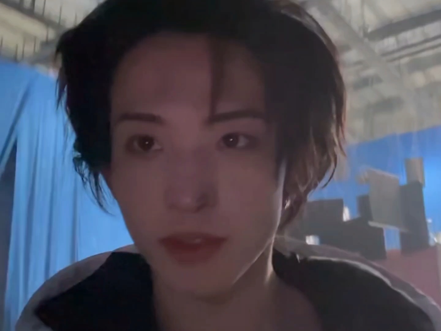 这里有个脏脏包，他在和你打招呼👋🏻